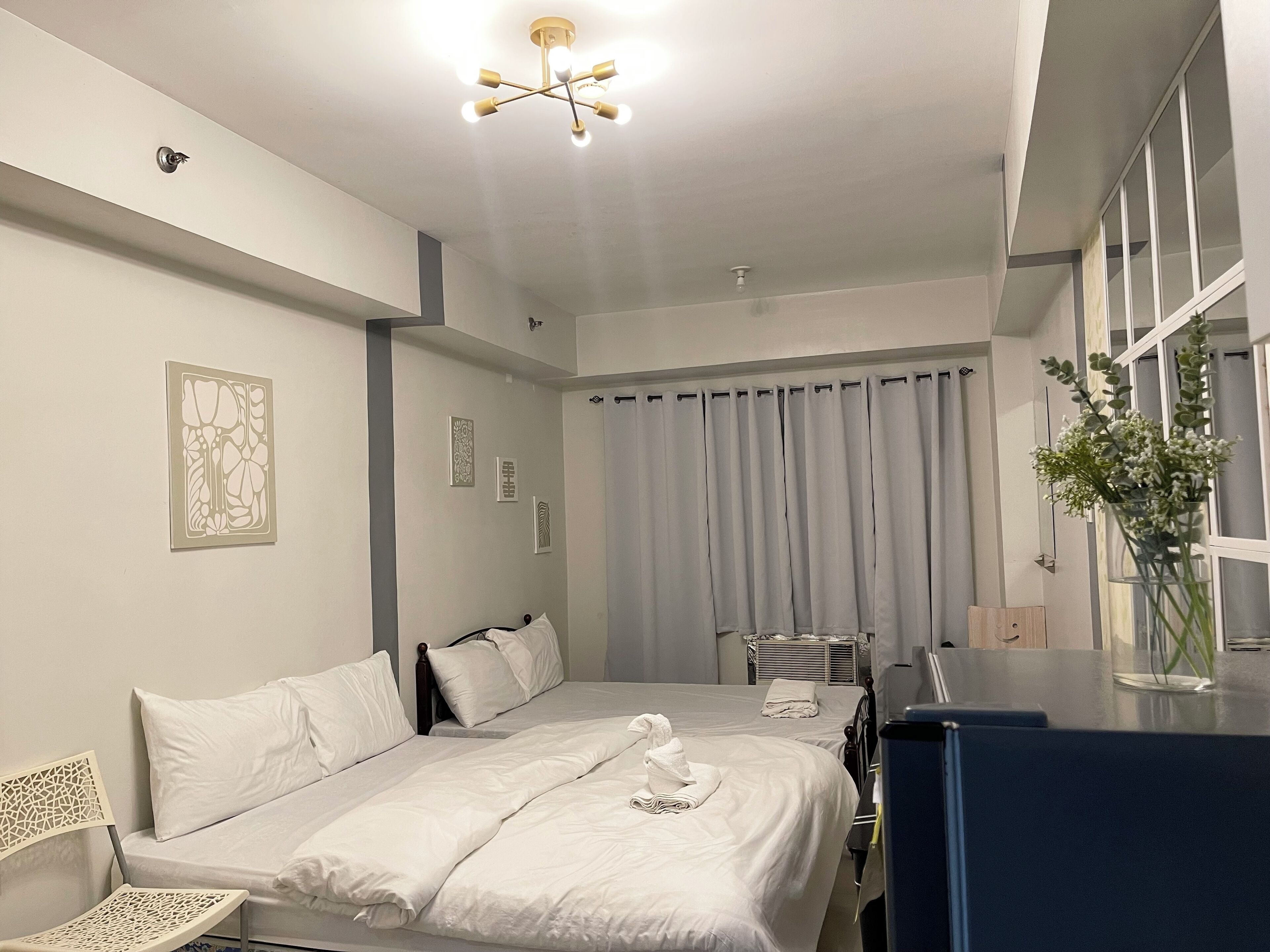 2 bedrooms, WiFi, bed sheets