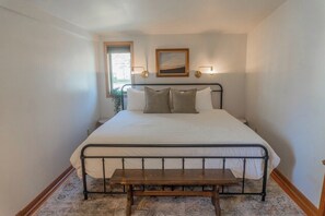 4 chambres, fer et planche à repasser, Wi-Fi, draps fournis