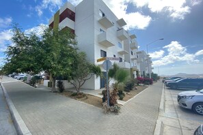 Exterior - Cabo Oasis Escape - Luxury Apartment (Cabo San Lucas)