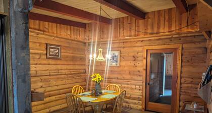 Williamson River Ranch
Homestead House