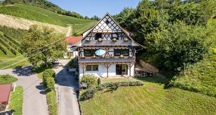 Apartment "Decker" with Shared Terrace, Balcony and Wi-Fi