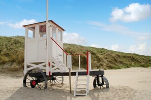 Beach nearby - Apartment 'Strandhus Uiterst-hörn Utkiek' with Balcony and Wi-Fi (Baltrum)