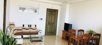 Relaxing space suitable for families. Near the Thai embassy and supermarkets