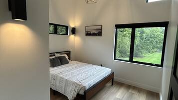 4 habitaciones, tabla de planchar con plancha y wifi gratis