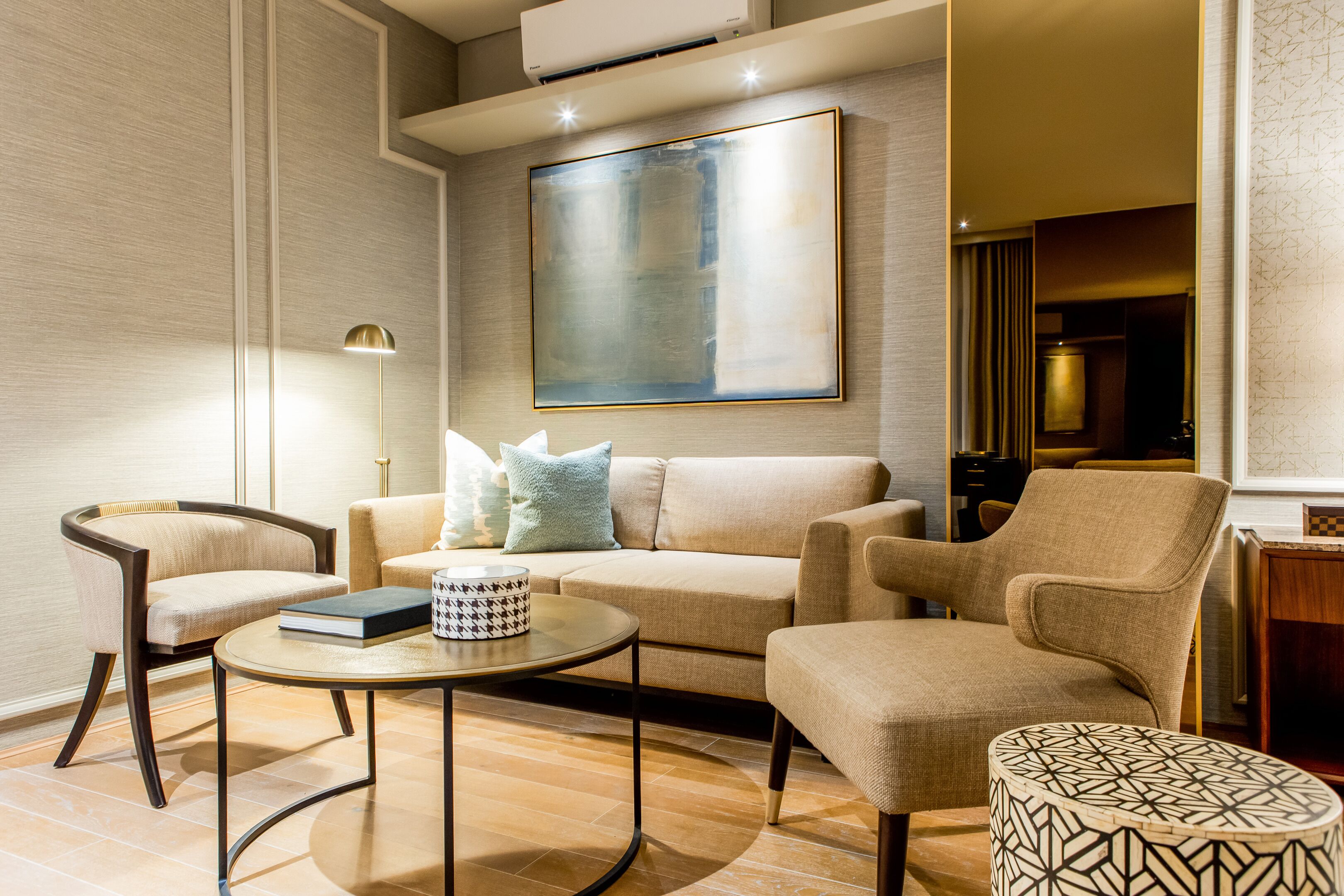 Villa | Muebles diferentes, escritorio, wifi gratis y ropa de cama 