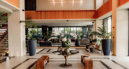 Brittany Hotel Villar City