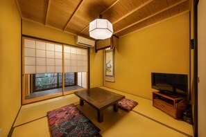 Villa | 1 habitación, edredón, wifi gratis y ropa de cama 