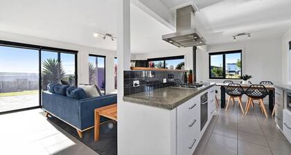 Top Of The Bay-Akaroa-Close to Peron Dunes