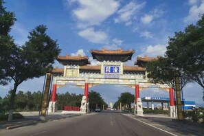 Unclassified image, 2 of 42, button - Haqi Light Hotel (Weinan Shaoguan Jewelry City) (Tongguan)