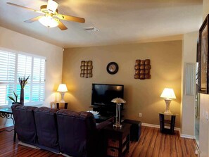 Living area - Bring the whole family to this great place, spacious sleeping area.  (Casa Grande)