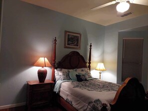 WiFi, bed sheets