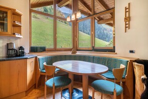 Dining - Holiday Apartment "Ritschhof Fichte" with Mountain View, Private Terrace & Wi-Fi (Laion)