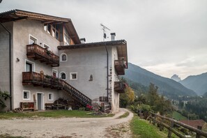 Esterni
