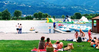 Casa de vacaciones "Embrun 7 Pièces, 12 couchages" con vistas a la montaña y con piscina privada