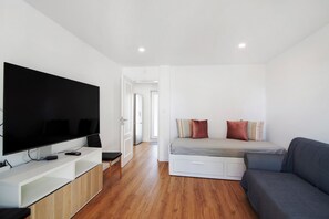 3 quartos, Wi-Fi de cortesia, roupa de cama