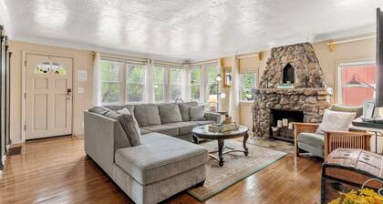 Idyllic retreat near the Incline, nestled in Manitou’s breathtaking landscapes.