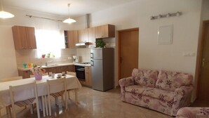 Unclassified image, 3 of 15, button - Holiday Houses, Villas Andro - With Parking (Bibinje)