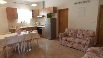 House, Smoking | 3 bedrooms