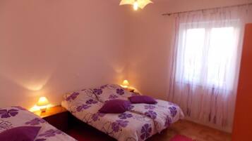 House, Smoking | 3 bedrooms