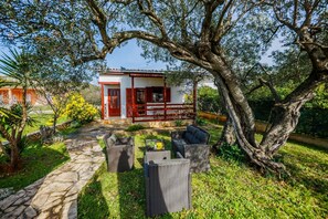 1 bedroom - Holiday Houses, Villas Božena - Nice Garden (Marina)