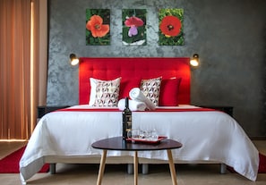 Luxury Room, 1 Queen Bed with Sofa bed, Terrace, Sea View