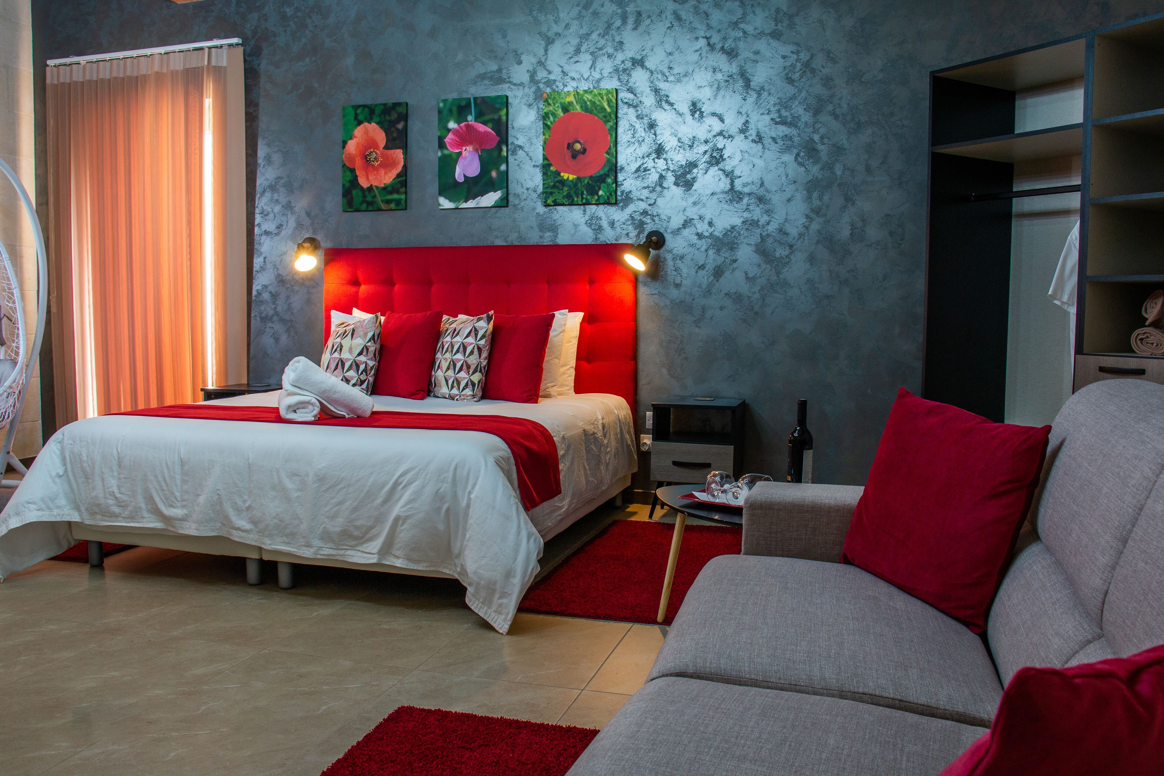 Luxe kamer, 1 queensize bed met slaapbank, terras, uitzicht op zee | 1 slaapkamer, individueel gedecoreerd, individueel gemeubileerd