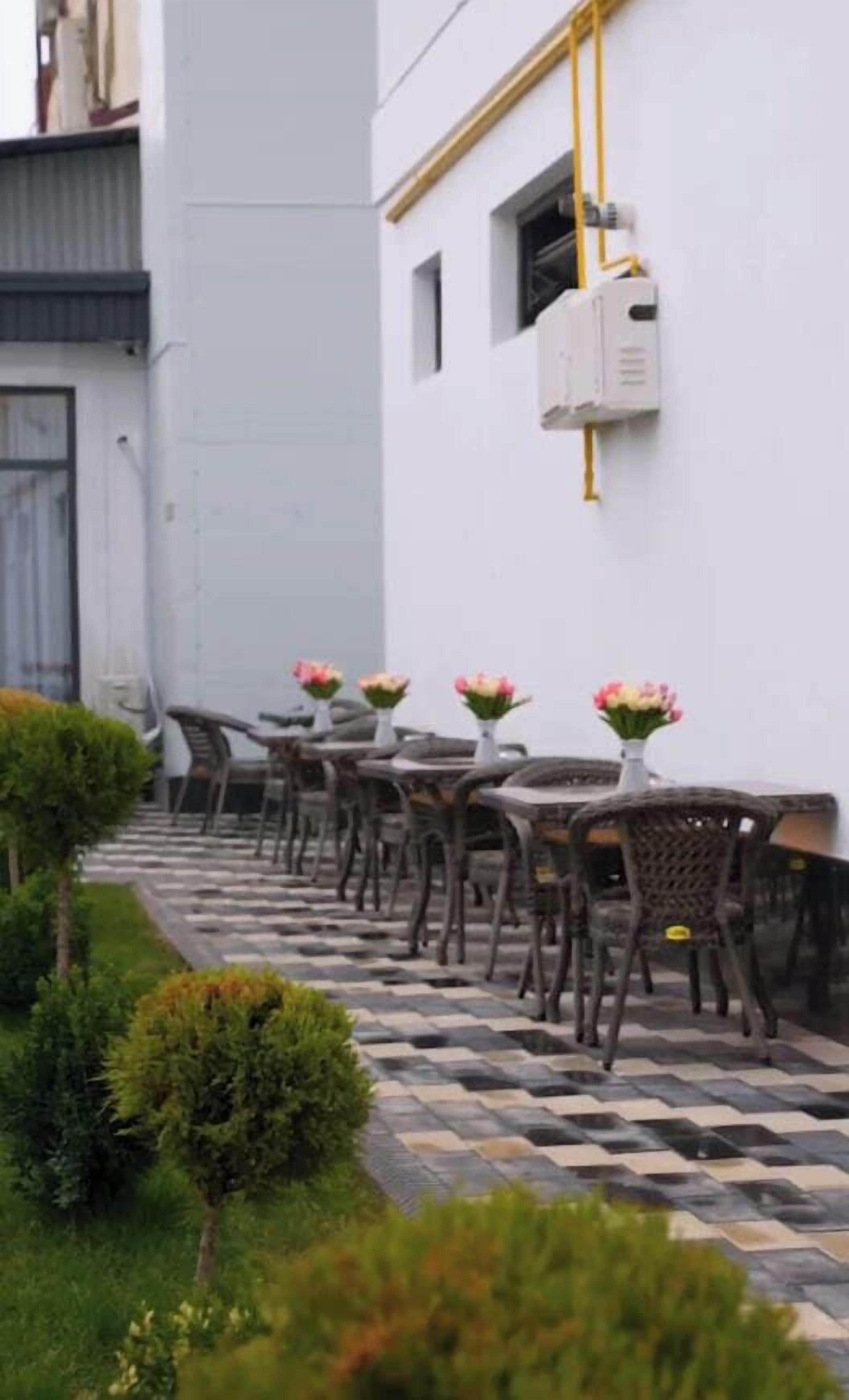 Photo - Modern Hotel
