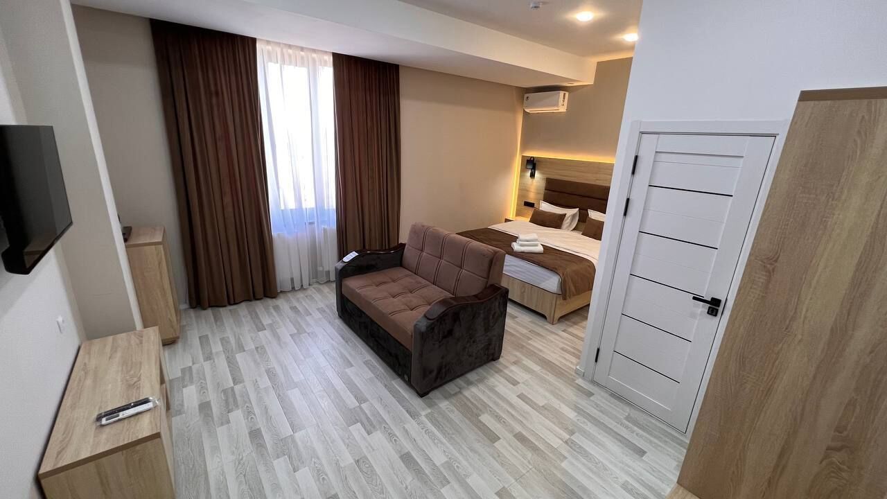 Photo - Modern Hotel
