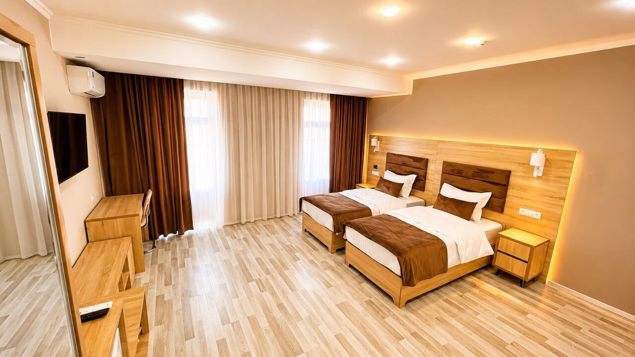 Basic Twin Room | Premium bedding, desk, laptop workspace, WiFi (free)