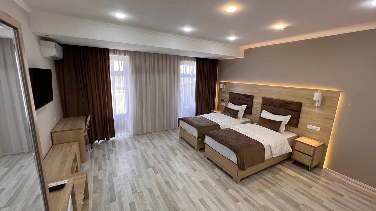 Photo - Modern Hotel