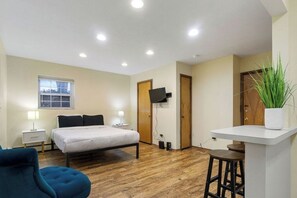 1 多间卧室、WiFi、床单