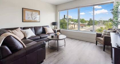 Cozy 2-Bed Unit in Grandview