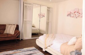 1 bedroom, iron/ironing board, travel crib, free WiFi