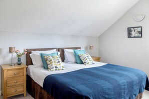 4 bedrooms, individually decorated, individually furnished, free WiFi - Sunbow at Retallack Resort (St. Columb Major)