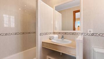 Family Villa | Bathroom