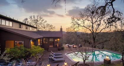 Gable by AvantStay | Beautiful 3.5 Acre Oasis w/ Gorgeous Views, Pool & Hot Tub