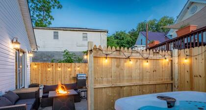 #AquaOakHill#HOTTUB#BBQGrill#KidsArea#PetFriendly#NewRGorge#FirePit#Arcade