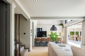 Interior - Luxury Villa with Sea Views, Fire Pit & near beach (Rethymno)