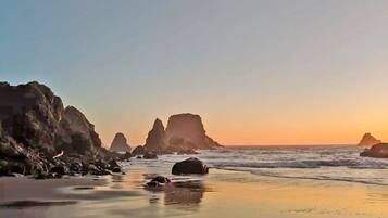 Sun loungers, beach towels