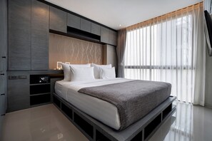 1 bedroom, free WiFi, bed sheets - Tropical Sea View Suite B608 at Citygate (Kamala)
