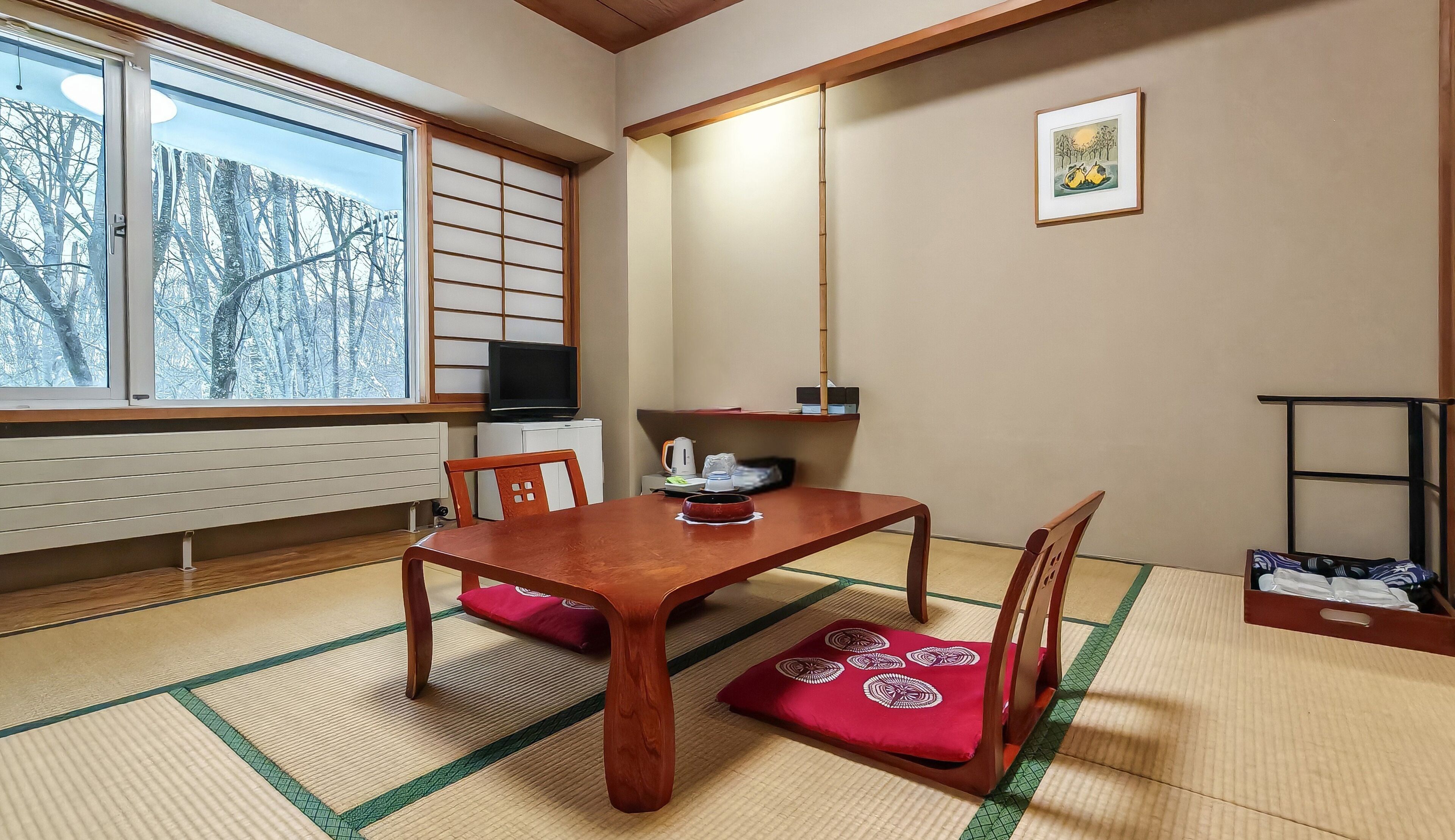 ห้องอีโคโนมีสำหรับสี่ท่าน | มินิบาร์, ตู้นิรภัยในห้องพัก, ตกแต่งพิเศษโดยเฉพาะ, Wi-Fi ฟรี