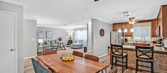 1 Story Henderson Home w 3BR, Hot tub, Sleeps 6