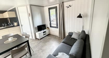 Luxury Chalet in Jullouville - 6 Guests - Heated Pool - WiFi - Near Beach and Shops