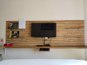 1 bedroom, bed sheets - Portal Residence (Jakarta)