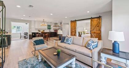 "Casa Del Sol Retreat" Front Porch, W/D, 4-Br
