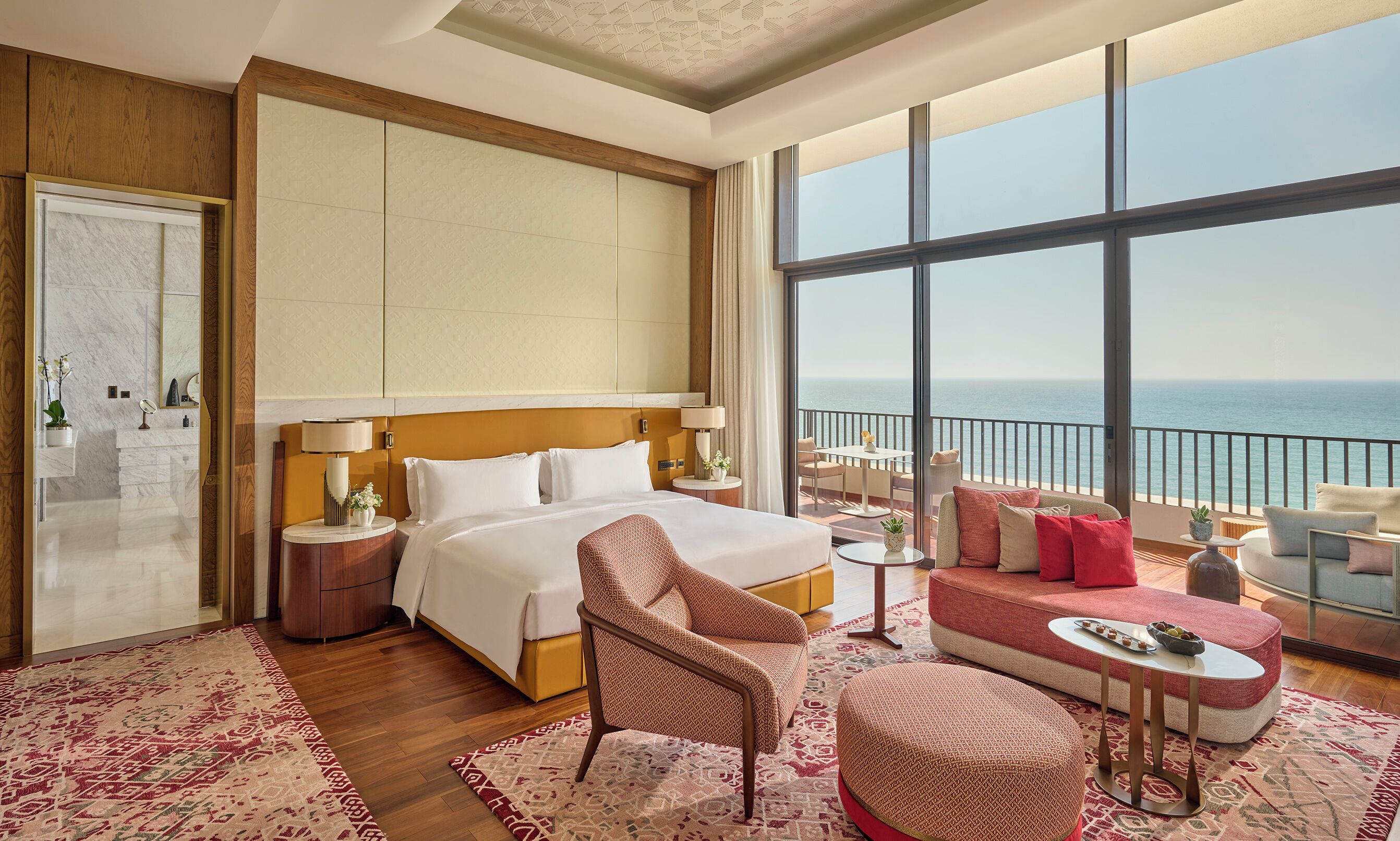 Royal Suite | Egyptian cotton sheets, premium bedding, down comforters, pillowtop beds