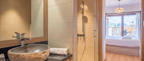 Hair dryer, towels