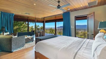 4 bedrooms, desk, iron/ironing board, WiFi