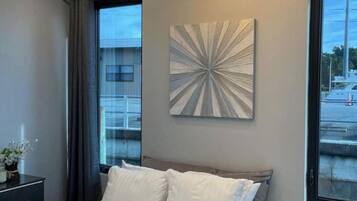 1 chambre, fer et planche à repasser, Wi-Fi gratuit, draps fournis