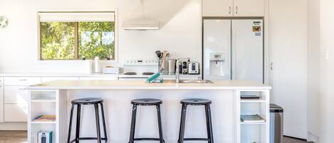 Microwave, stovetop, dishwasher, eco-friendly cleaning products